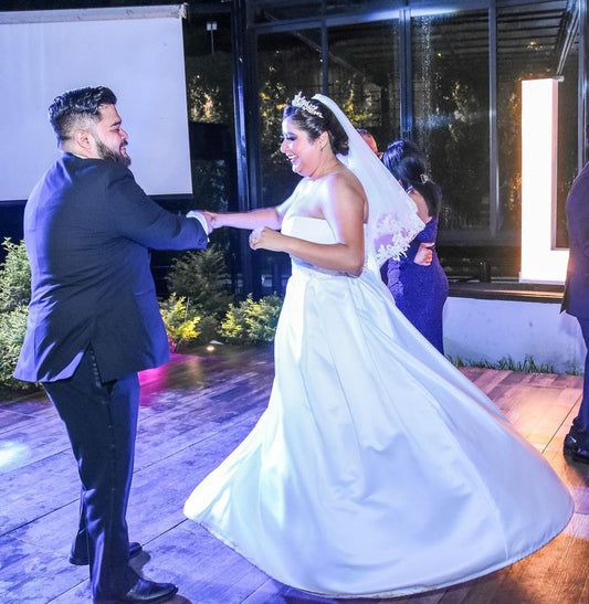 Vestido de Novia Monik Arreola AM77 MTY